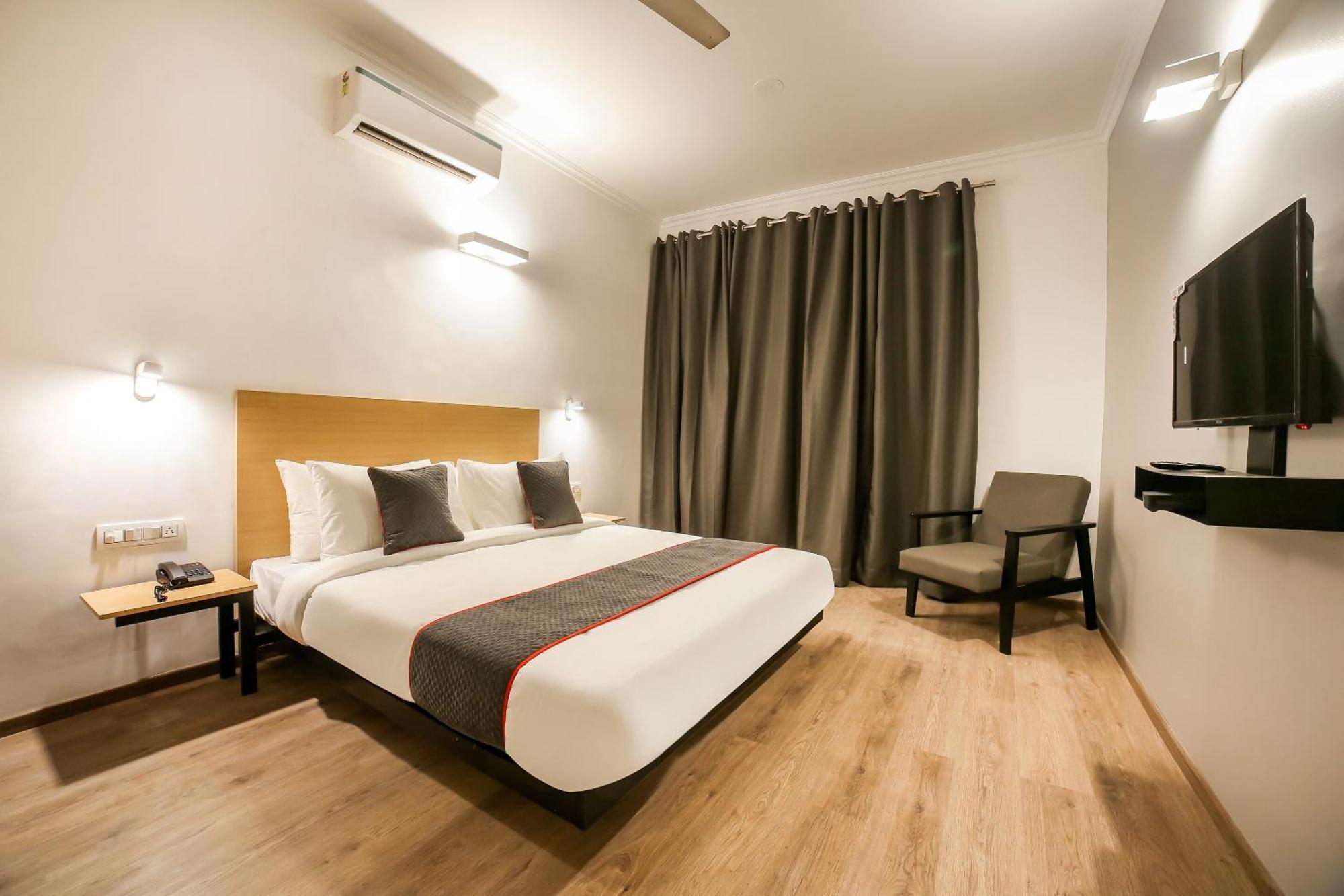 Townhouse 330 Dlf Phase-2 Near Leisure Valley Park 구르가온 외부 사진
