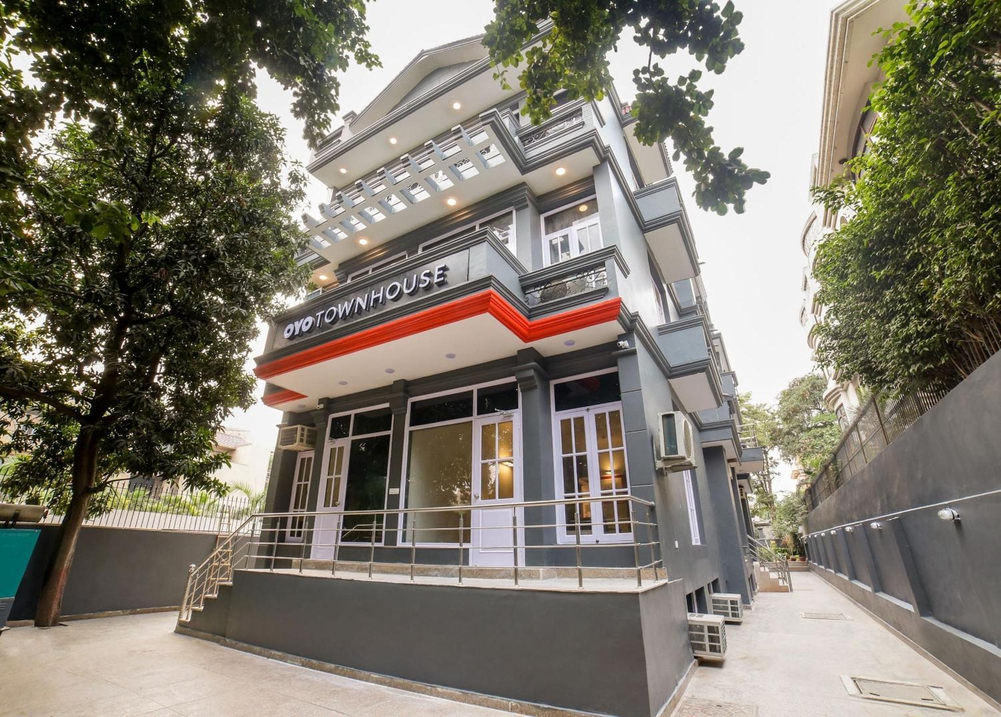 Townhouse 330 Dlf Phase-2 Near Leisure Valley Park 구르가온 외부 사진
