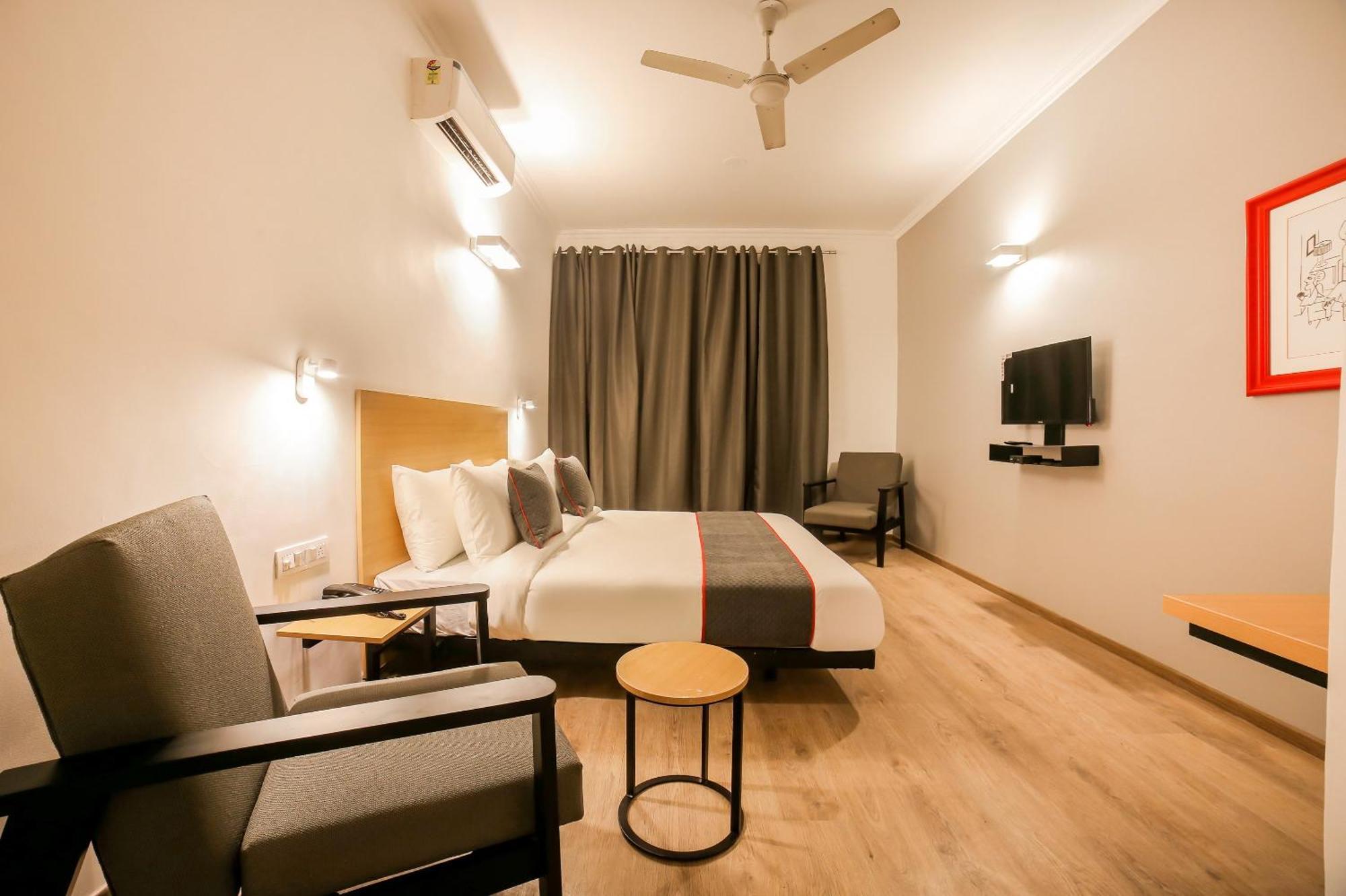 Townhouse 330 Dlf Phase-2 Near Leisure Valley Park 구르가온 외부 사진